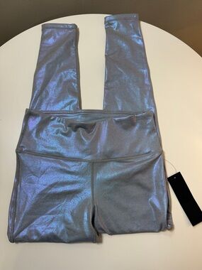 High-Waist Metallic Active Leggings - Iridescent Silver